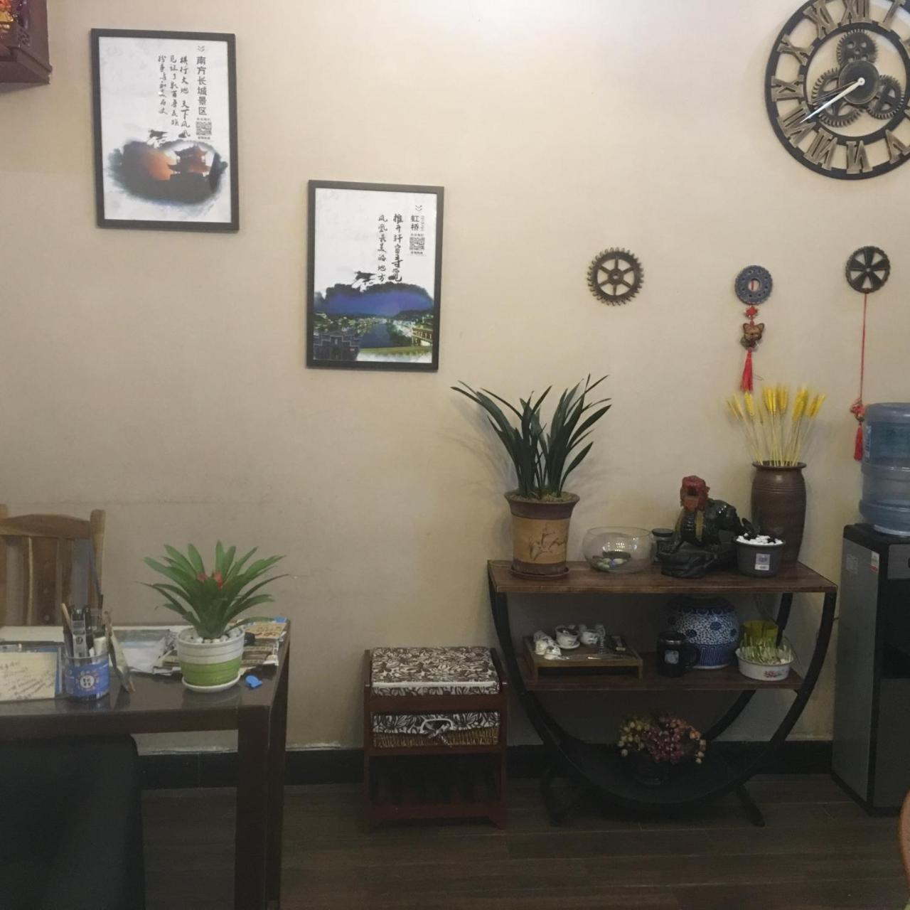Fenghuang Little Bear Family Guest House エクステリア 写真